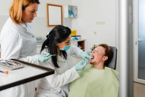  New Paleste, IN Emergency Dentist Pros